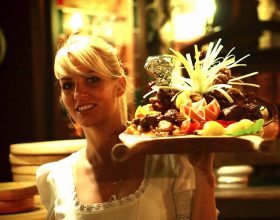 waitress on medieval feast